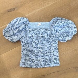 Abercrombie Kids girls puff sleeve floral top